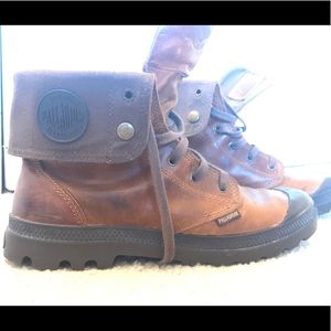 Palladium leather boots